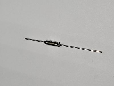 Tepelná poistka PTC06 diel 11