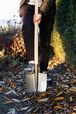 Spade S506.WH, pointed, KomaXit, wooden T-handle