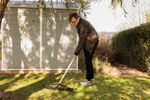 Hay Rake Longbow, 18-tine, plastic, for leaves, wooden handle