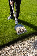 Shovel S504-1.WH Universal, 286x265 mm, with wooden handle