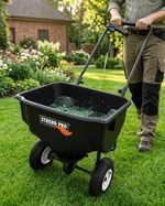 Spreader Goodfarm 201, for loose materials, 20 L/30 kg, max spread 8 m