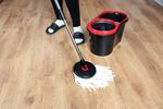 Takarítókészlet Strend Pro TURBOSTAR BLACK EDITION, forgó felmosó + 13 literes vödör, teleszkópos ny