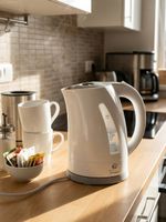 Vízforraló MagicHome Varuna, 1850-2200 W, 230 V, 50 Hz, 1700 ml, rejtett fűtőszál, gyorsforraló