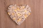MagicHome karácsonyi dekoráció, Rattan Metal Heart, 15 LED, 3x AA, IP 20, belső, 30 x 6 cm