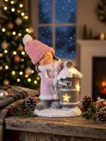 Dekorácia MagicHome Vianoce, Dievčatko so schránkou, 1 LED, 3xAA, keramika, 31x23x43 cm