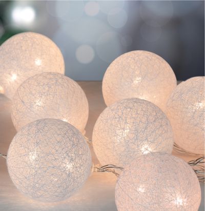 Reťaz MagicHome Cotton Balls White, 10 LED teplá biela, PE/bavlna, 2xAA, jednodu