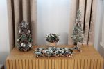 Stromček MagicHome Vianoce, prírodný, so zelenými guľami, 47 cm