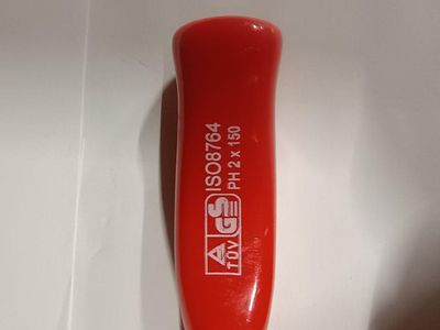 2.TRIEDA Skrutkovač Strend Pro PH2x150 mm