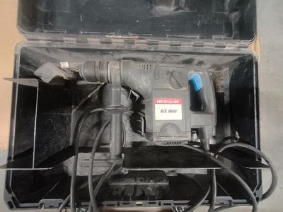 2,TRIEDA Kladivo Herman BXM-50, 1700W, 30mm, 6hran, 45J, buracie